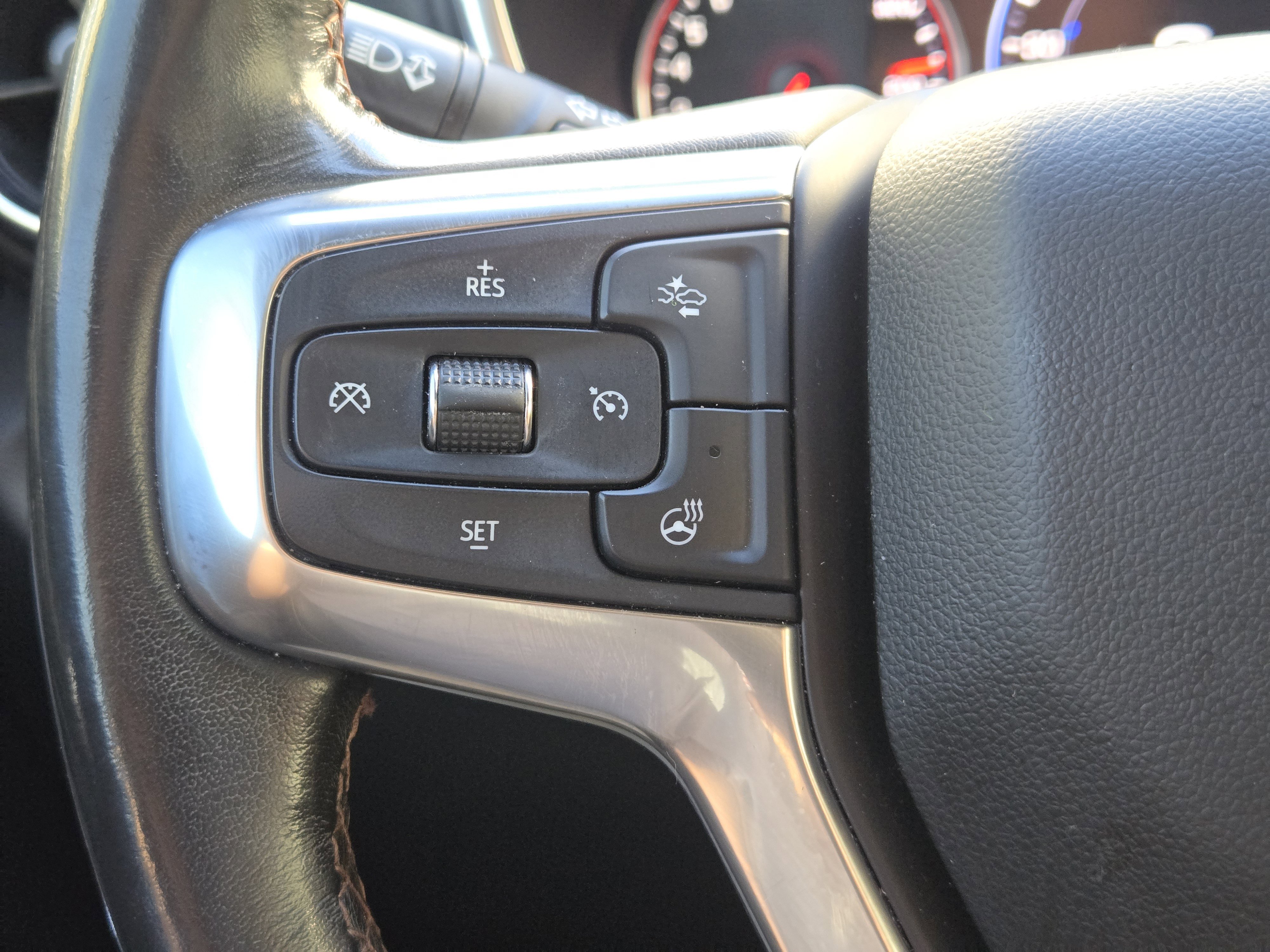 Used 2020 Chevrolet Blazer Premier w/ Driver Confidence II Package image 31