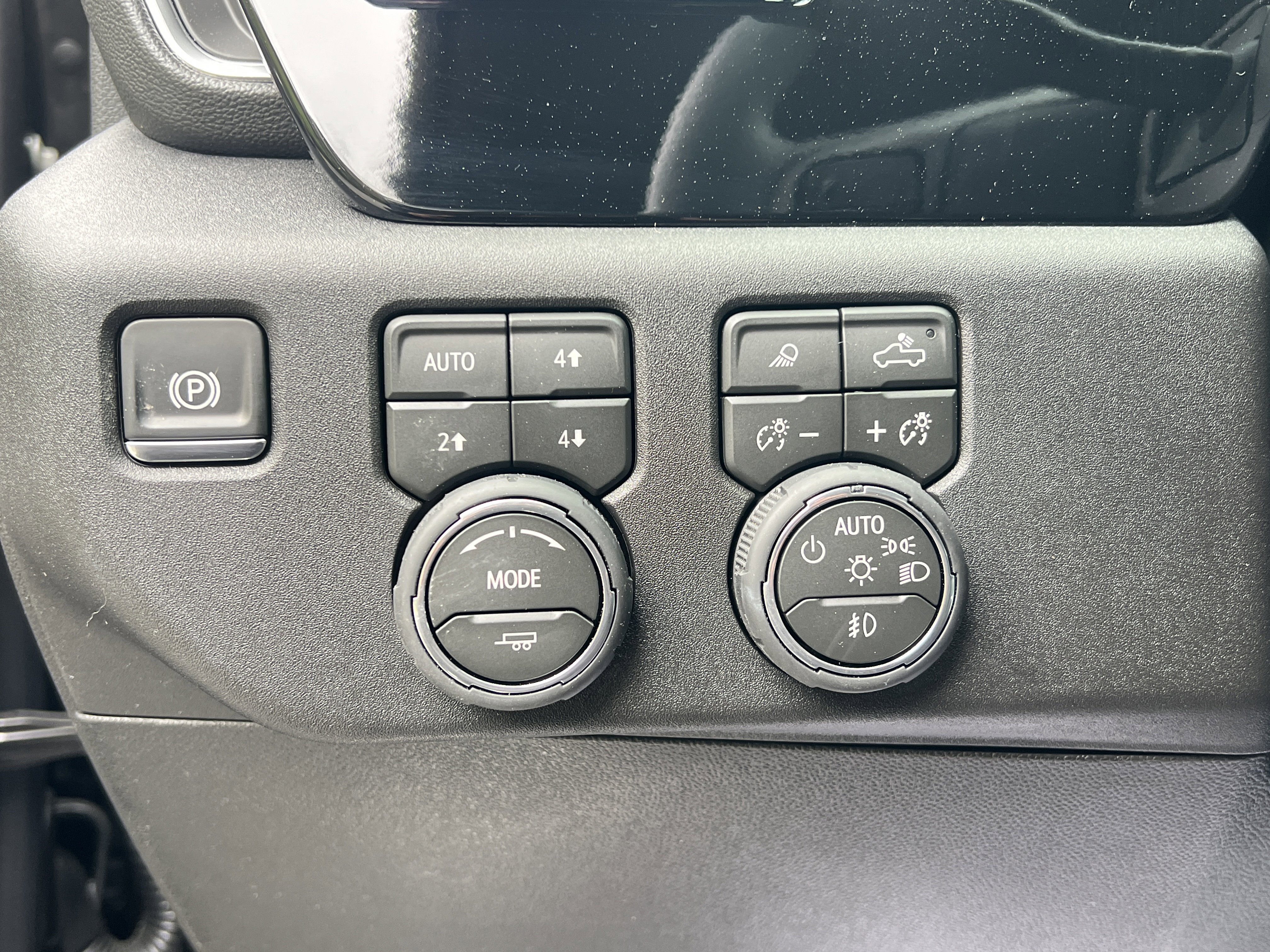 New 2026 Chevrolet Silverado 2500 LTZ w/ Trail Boss Package image 18