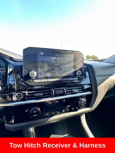 Certified 2024 Nissan Pathfinder SV w/ SV Premium Package image 15