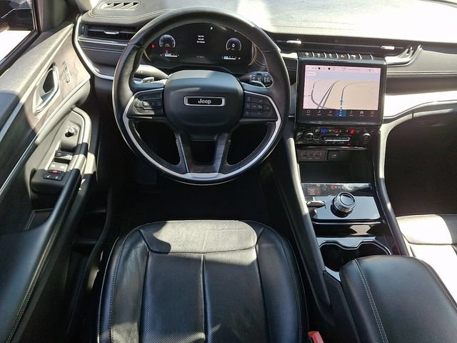 Used 2022 Jeep Grand Cherokee L Limited w/ Luxury Tech Group II AWD/4WD image 14