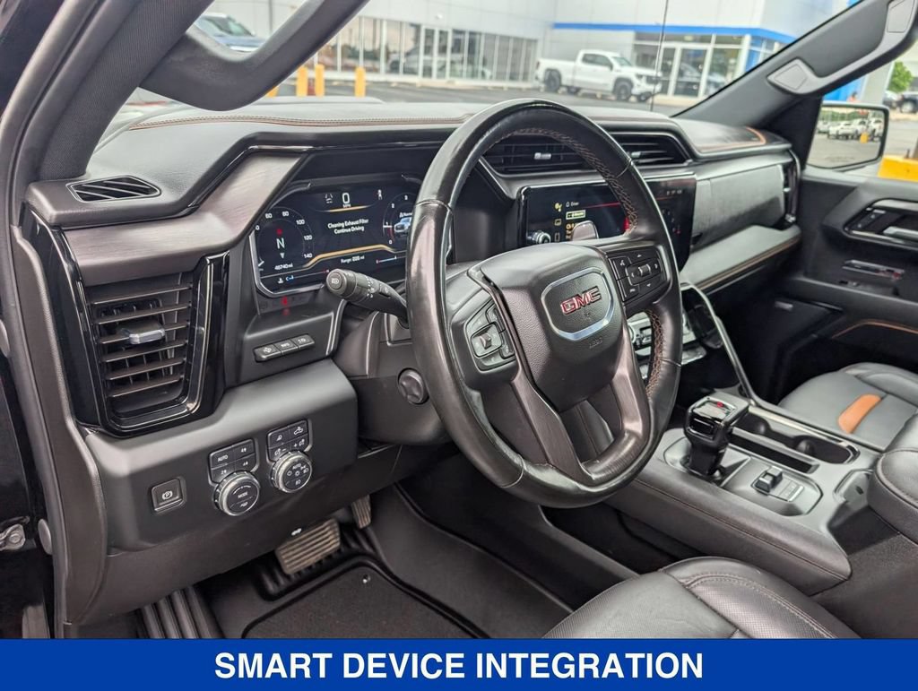 Used 2024 GMC Sierra 1500 AT4 w/ Technology Package AWD/4WD image 13