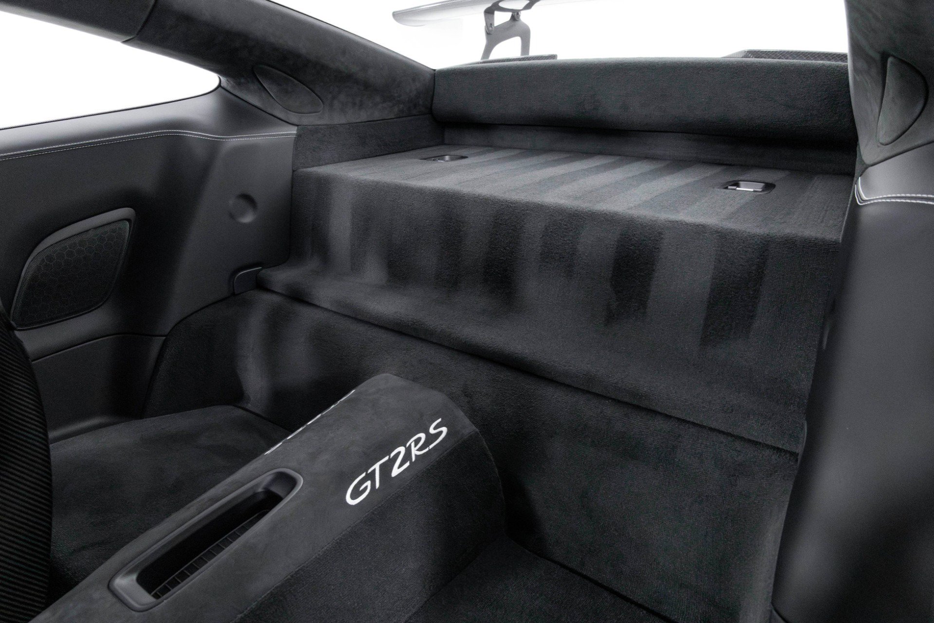 Used 2018 Porsche 911 GT2 RS image 44
