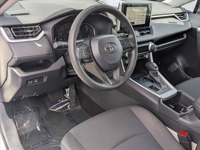 Used 2024 Toyota RAV4 LE AWD/4WD image 10