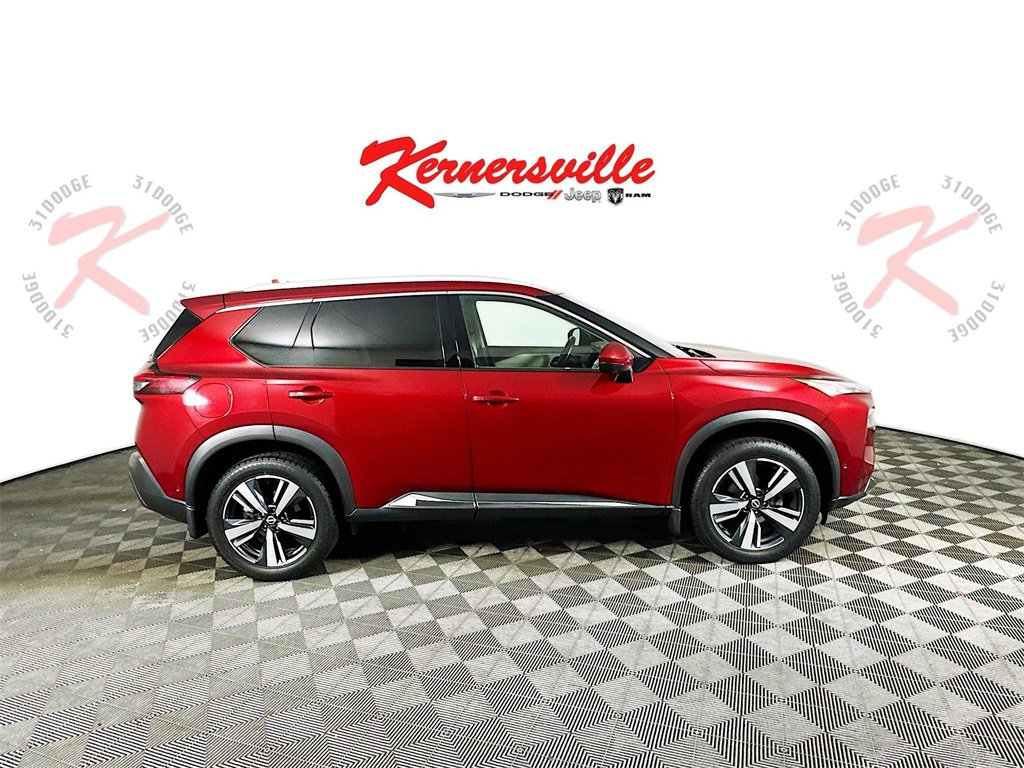 Used 2023 Nissan Rogue SL w/ SL Premium Package image 8