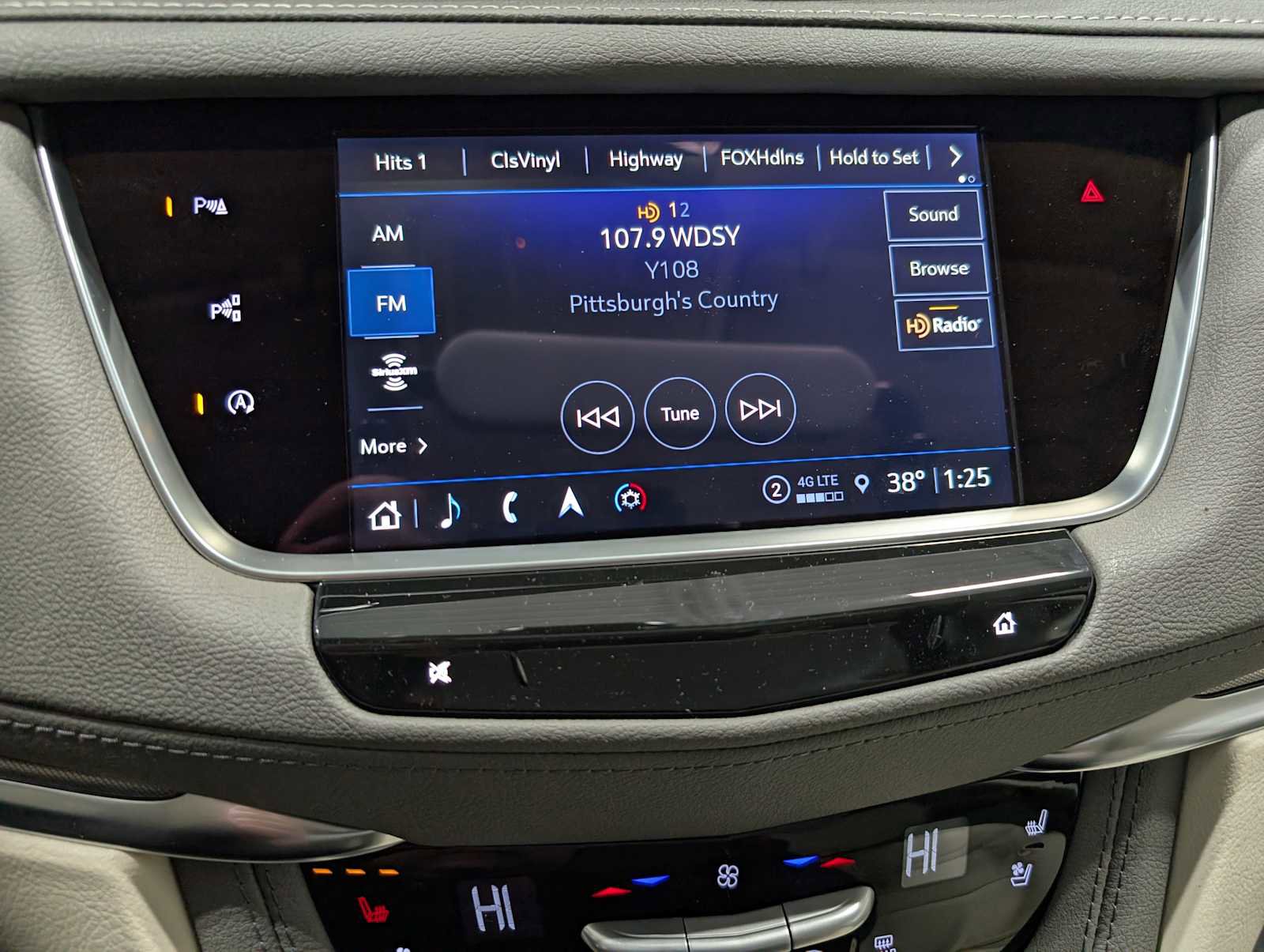 New 2026 Cadillac XT5 Premium Luxury w/ Driver Assist Package AWD/4WD image 25