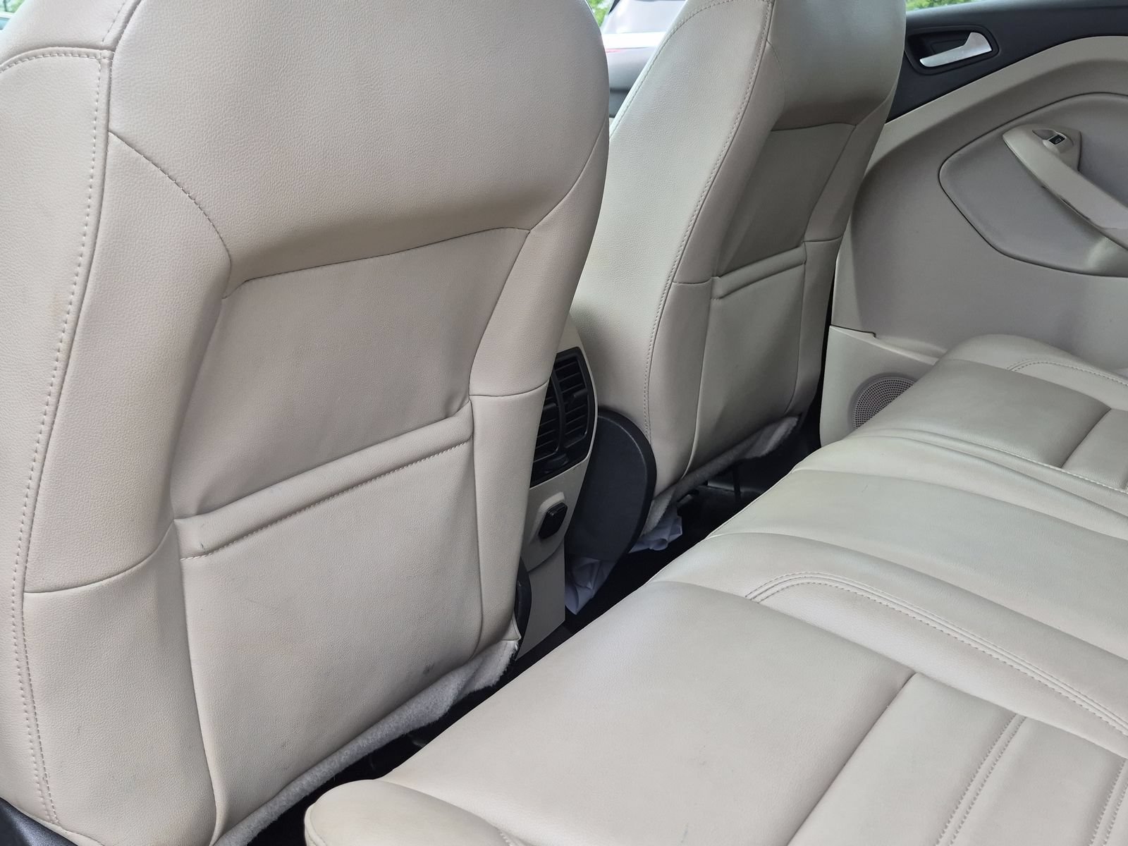 Used 2019 Ford Escape SEL AWD/4WD image 18