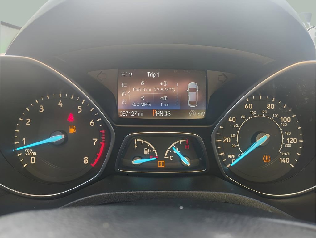 Certified 2018 Ford Escape SE image 18