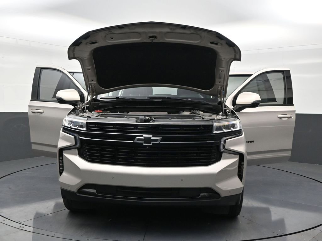 Used 2023 Chevrolet Suburban RST w/ Luxury Package image 33