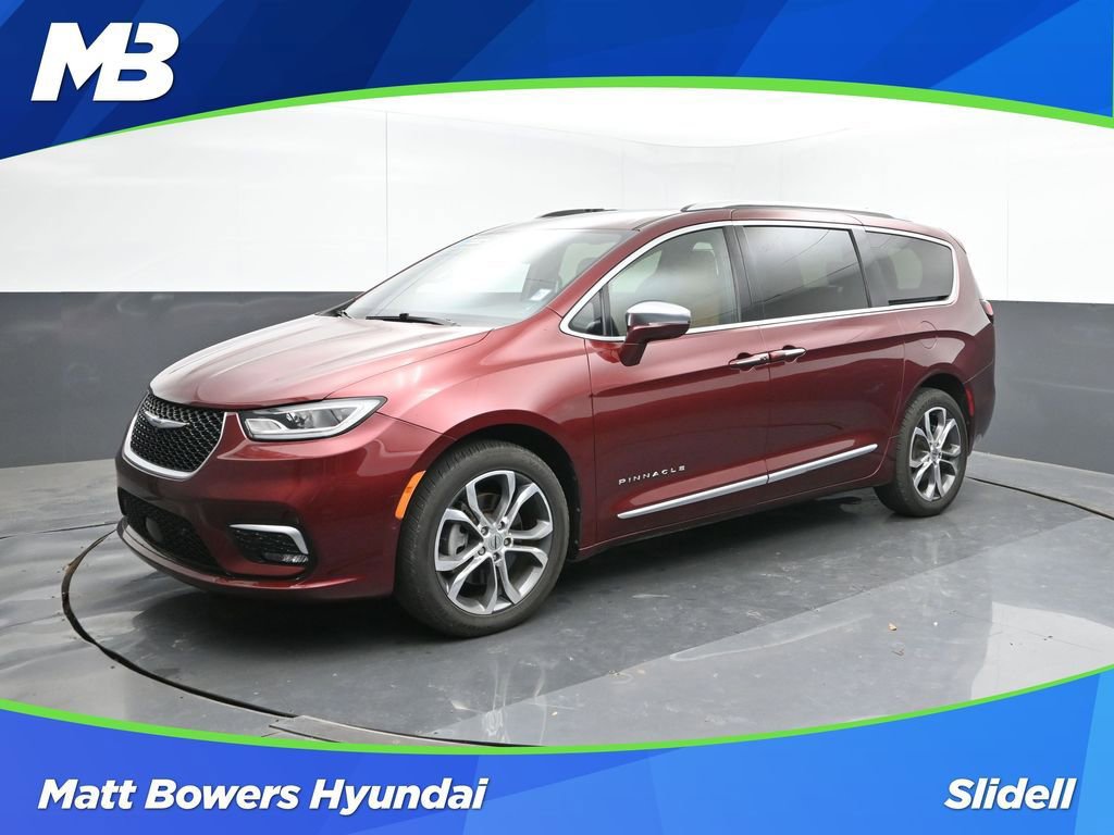 Used 2022 Chrysler Pacifica Pinnacle image 1