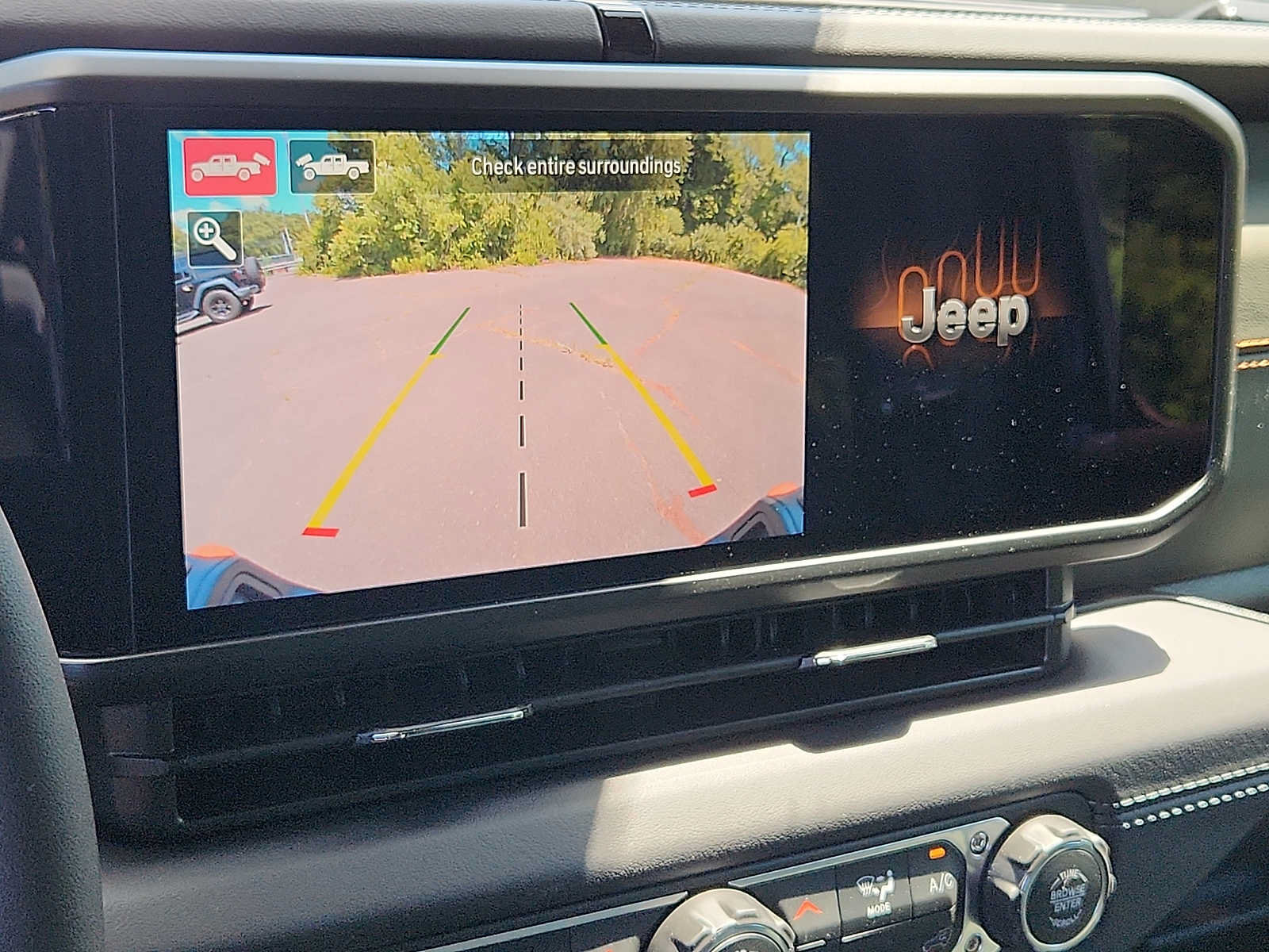 New 2026 Jeep Gladiator Mojave AWD/4WD image 13