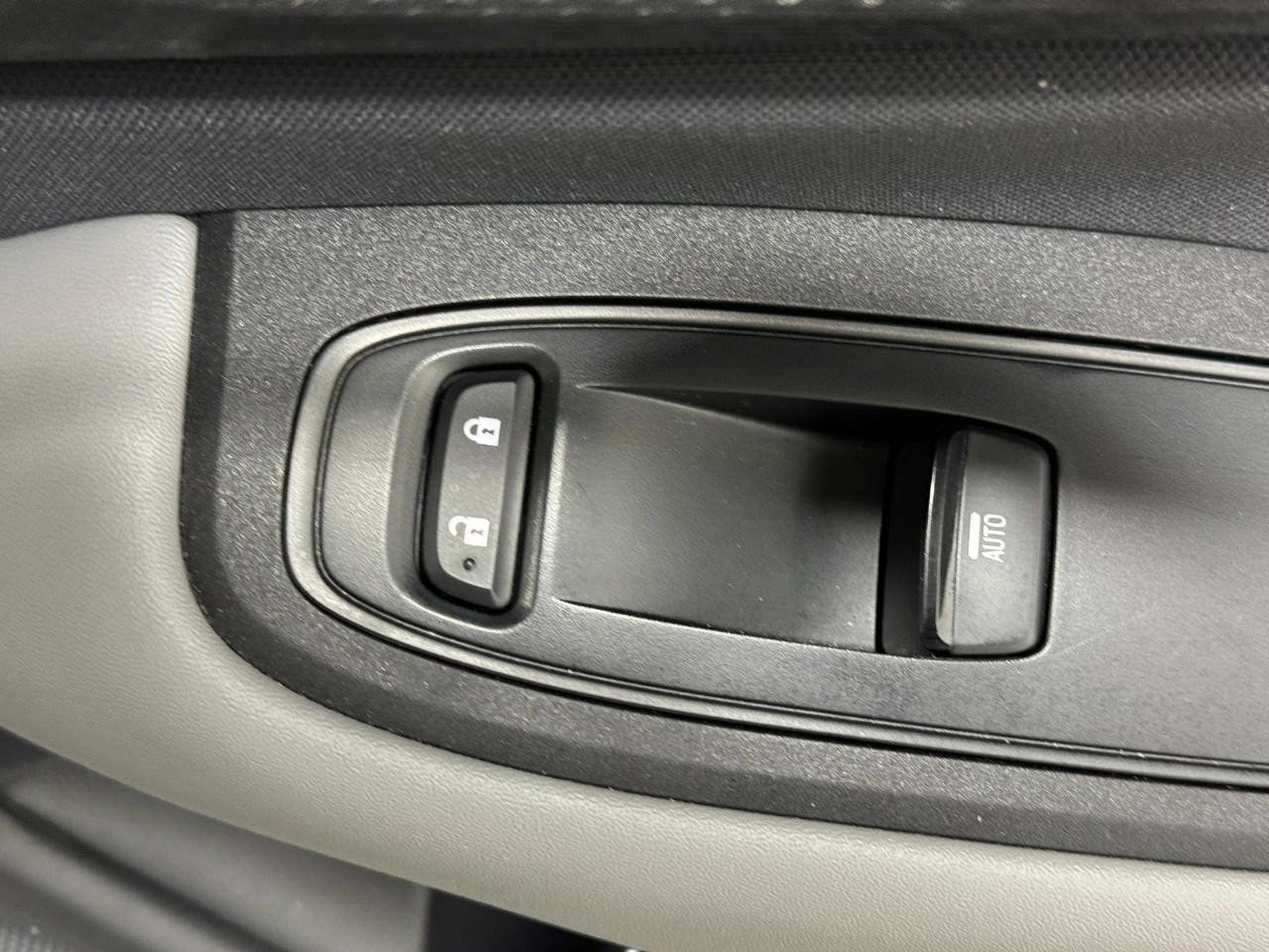 Used 2024 Subaru Outback Premium image 20