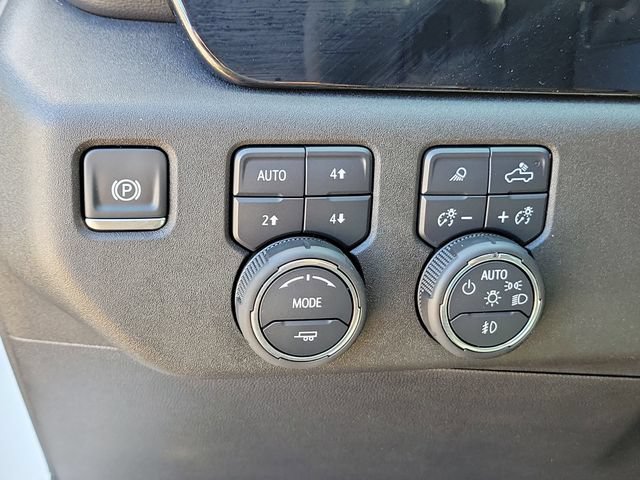 Certified 2024 Chevrolet Silverado 1500 LTZ AWD/4WD image 23