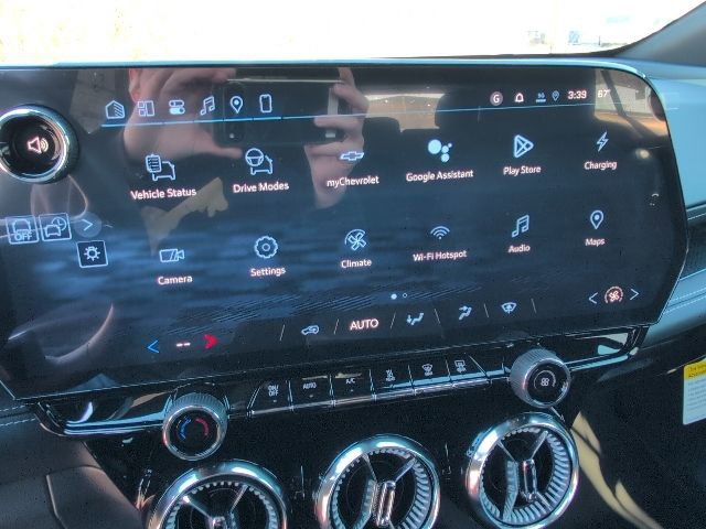 New 2026 Chevrolet Blazer EV LT image 18