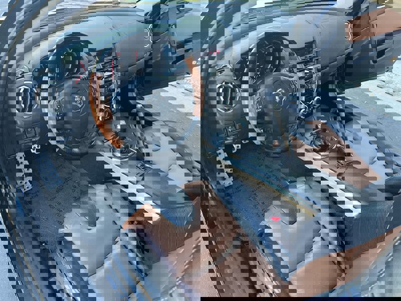 Used 2005 MAZDA RX-8 w/ MT Grand Touring Pkg image 23