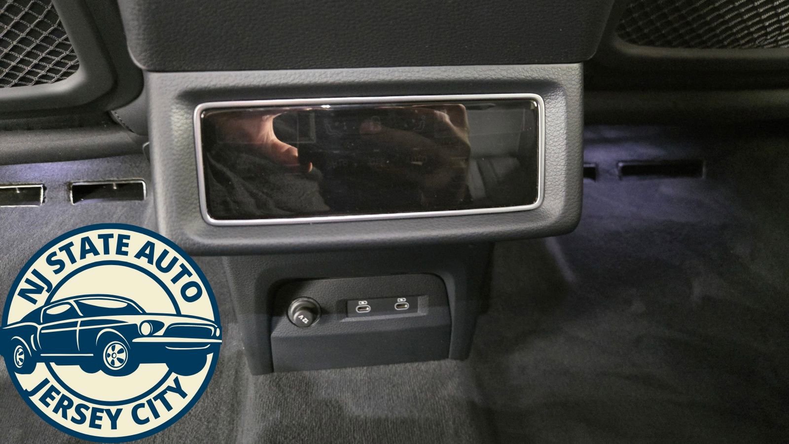 Used 2022 Audi e-tron Premium w/ Convenience Plus Package image 33