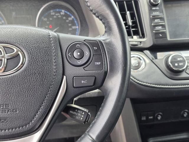 Used 2018 Toyota RAV4 XLE FWD image 25