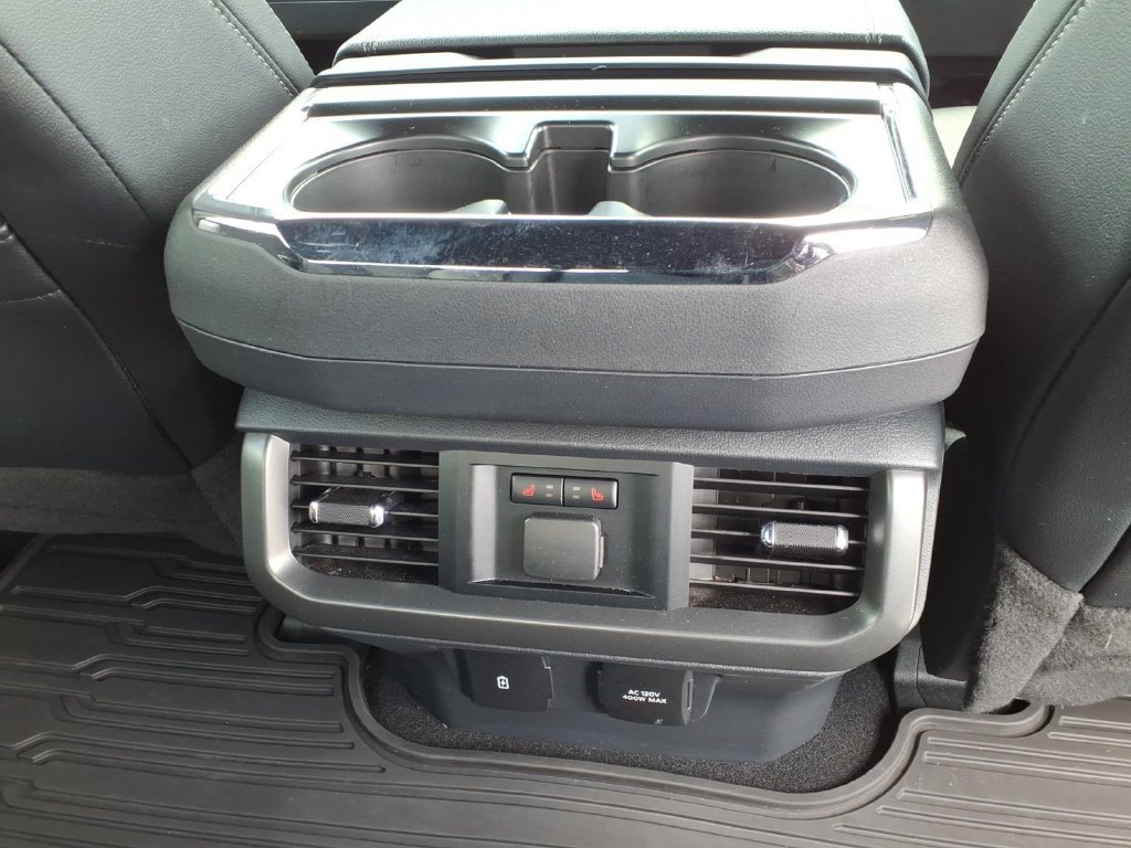 Used 2024 Ford F150 Lariat w/ Equipment Group 502A High AWD/4WD image 17