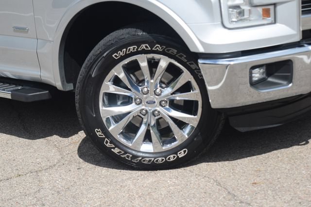 Used 2015 Ford F150 Lariat w/ Equipment Group 502A Luxury AWD/4WD image 30