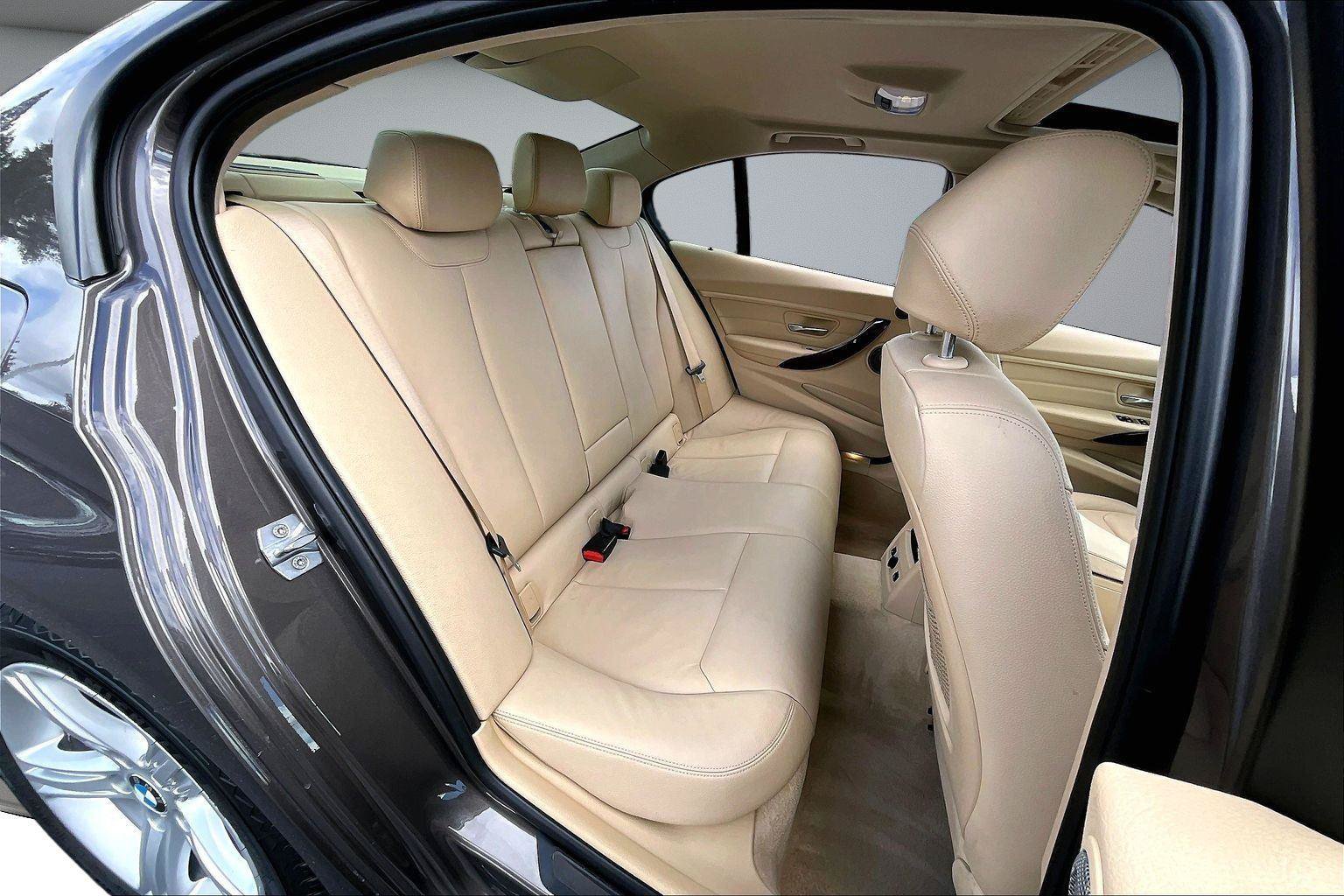 Used 2014 BMW 328i xDrive Sedan AWD/4WD image 24
