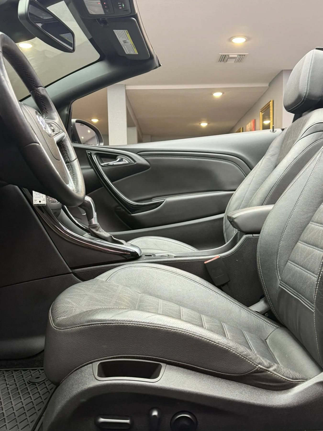 Used 2019 Buick Cascada Premium FWD image 11