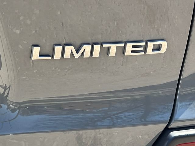 Used 2022 Jeep Cherokee Limited image 9