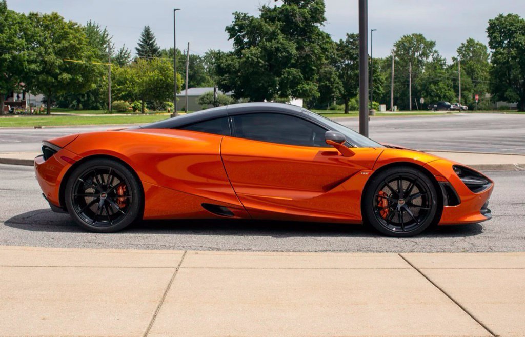 Used 2018 McLaren 720S Performance RWD image 11