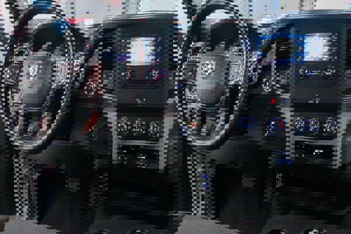 Used 2024 RAM 3500 Tradesman w/ Chrome Appearance Group image 22