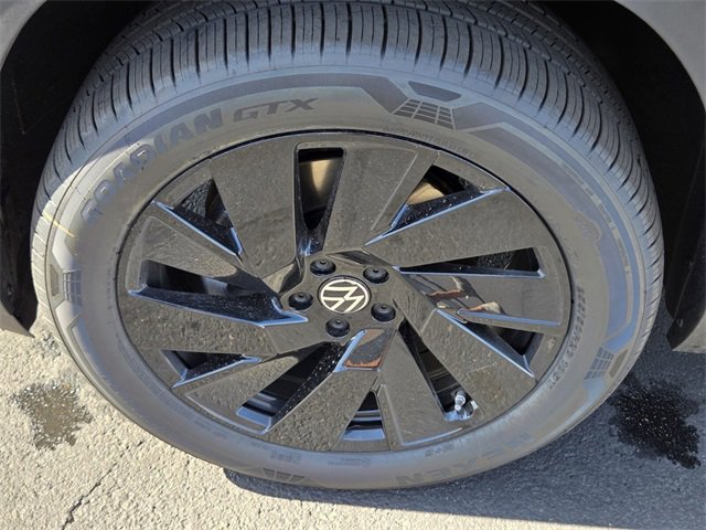 New 2026 Volkswagen Atlas Cross Sport SE image 5