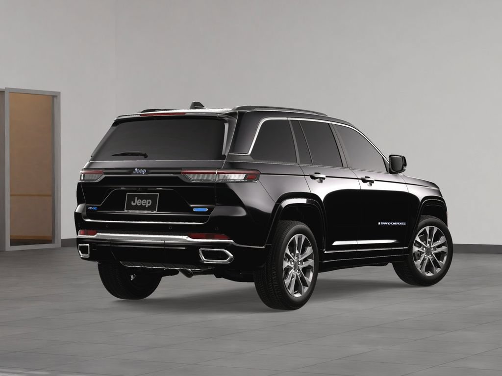 New 2024 Jeep Grand Cherokee Overland w/ Advanced Protech Group III AWD/4WD image 5