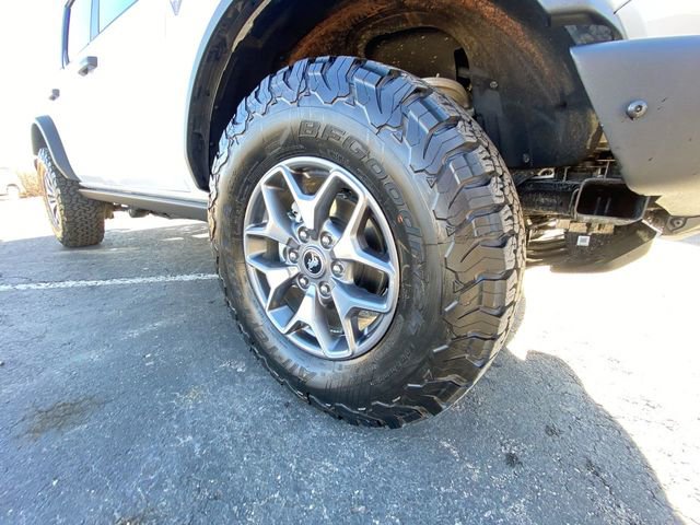Used 2024 Ford Bronco Badlands image 10