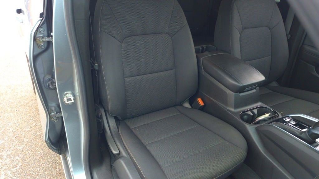 Used 2023 Chevrolet Colorado LT w/ LT Convenience Package II image 8