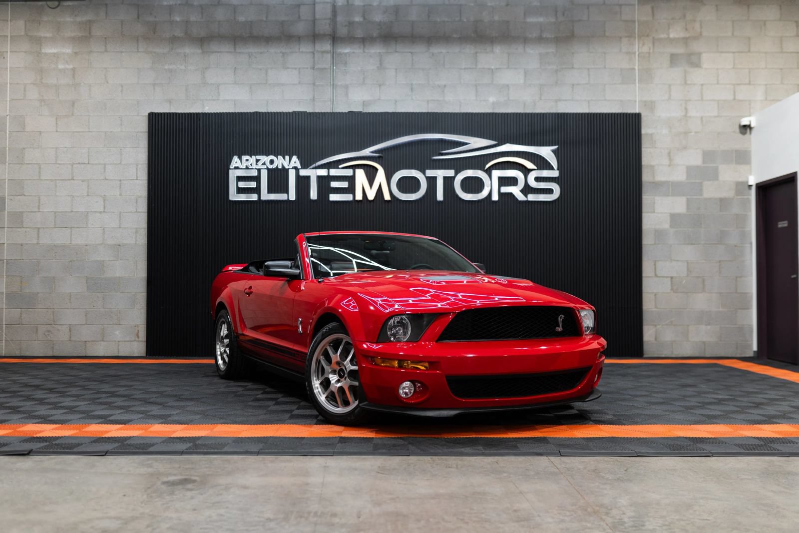 Used 2008 Ford Mustang Shelby GT500 RWD image 2