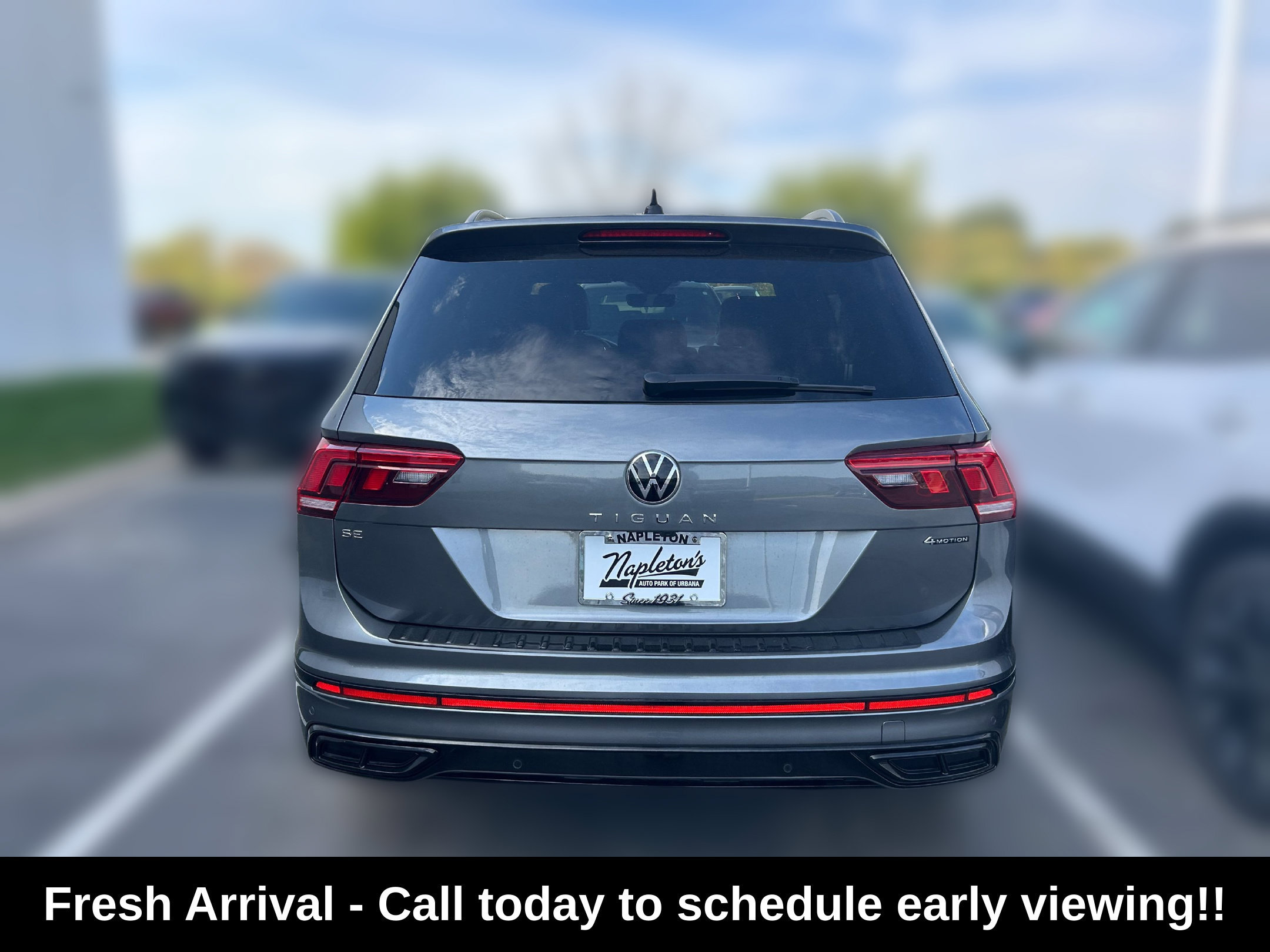 Used 2023 Volkswagen Tiguan SE R-Line AWD/4WD image 5