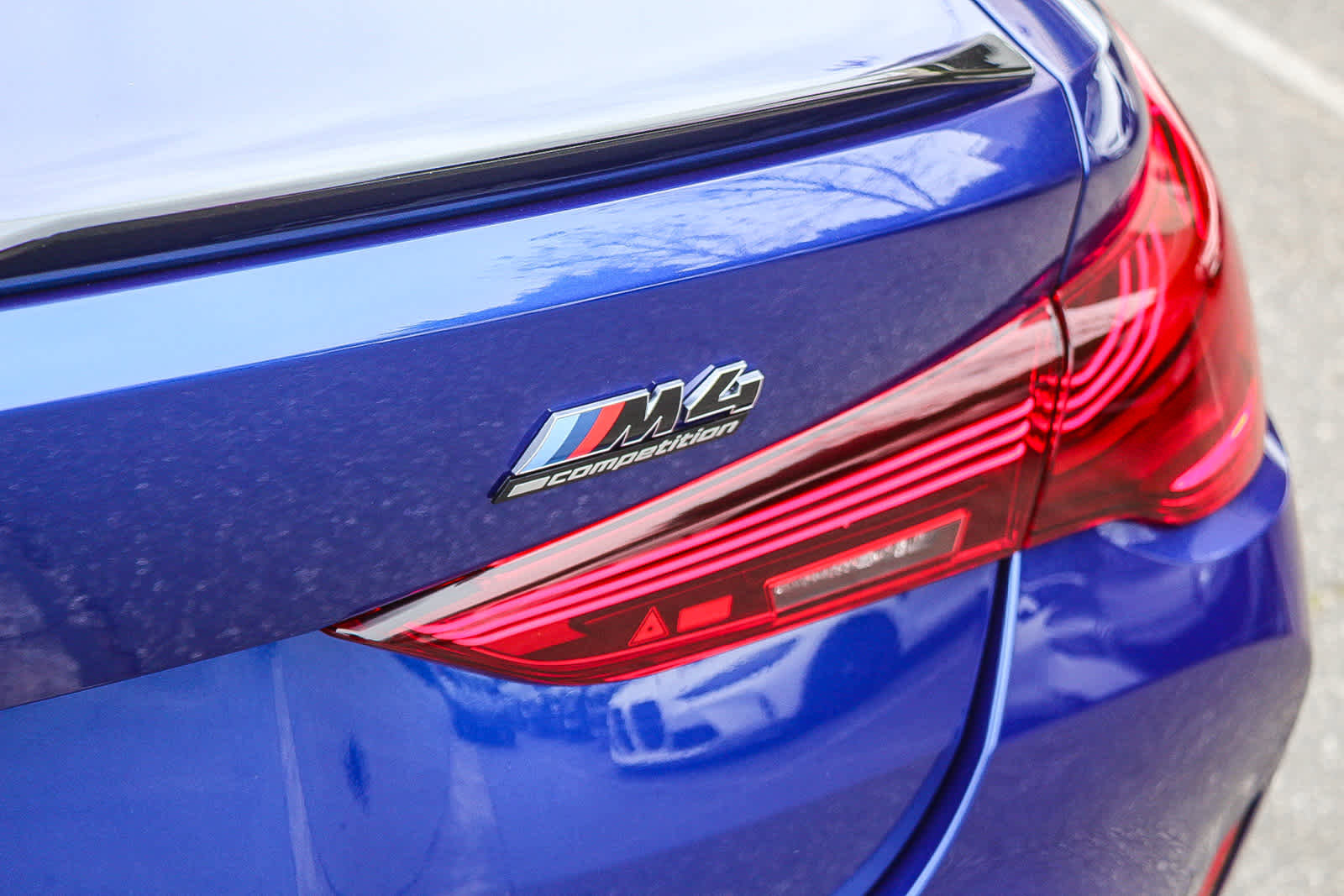 New 2026 BMW M4 xDrive Competition w/ Carbon Package AWD/4WD image 6