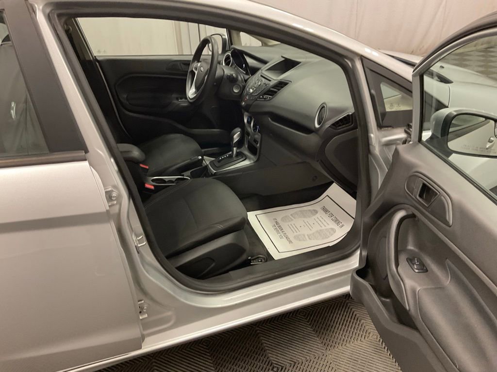 Used 2019 Ford Fiesta SE w/ Cold Weather Package FWD image 26