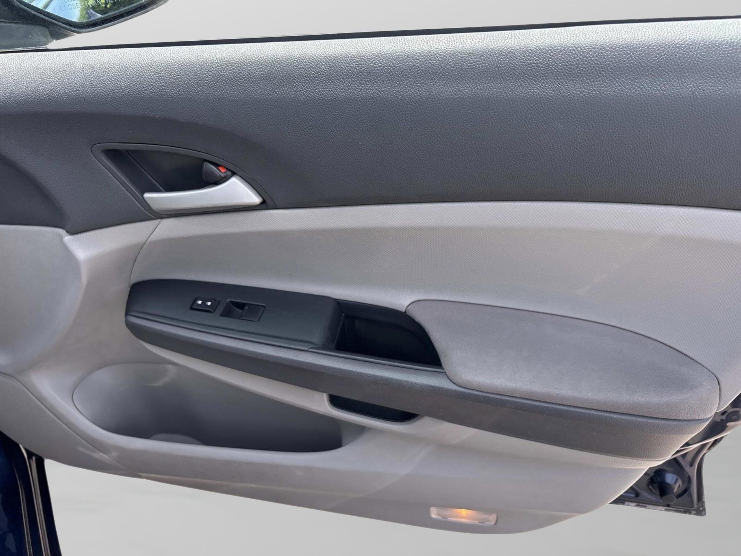 Used 2009 Honda Accord LX image 17