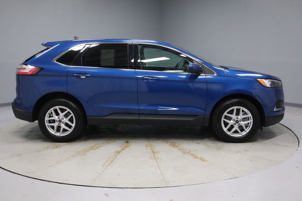 Certified 2024 Ford Edge SEL w/ Convenience Package image 11
