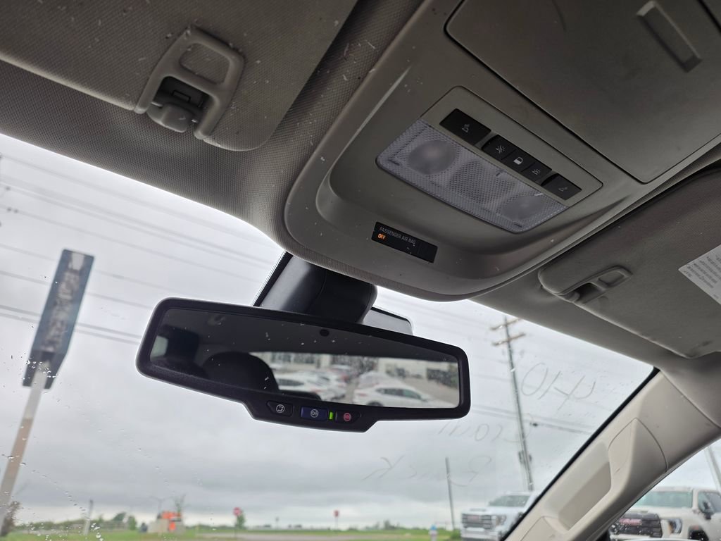 Used 2022 Chevrolet Colorado LT w/ Fleet Safety Package image 19