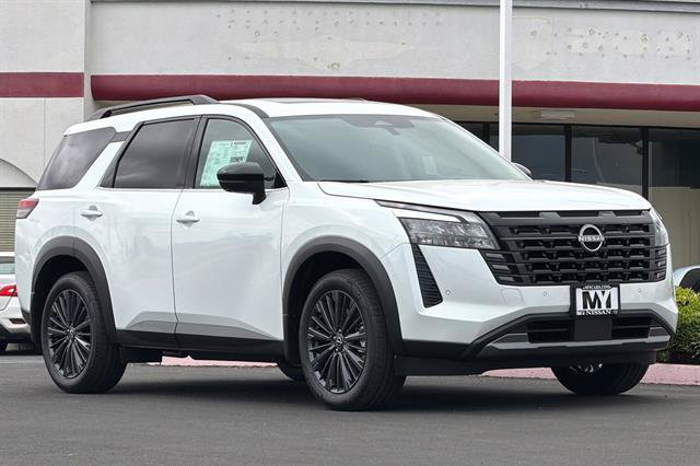 New 2026 Nissan Pathfinder SL w/ SL Premium Package (P04) AWD/4WD image 2