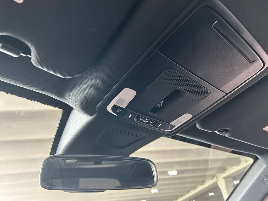 Used 2025 Honda CR-V Sport image 29
