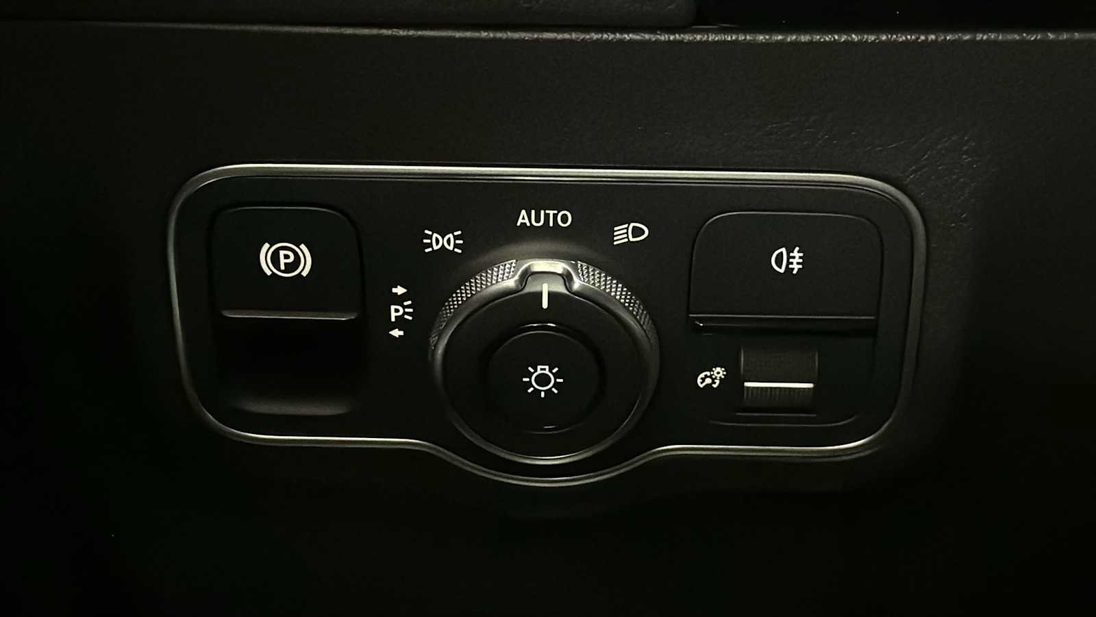New 2026 Mercedes-Benz GLA 250 4MATIC image 17