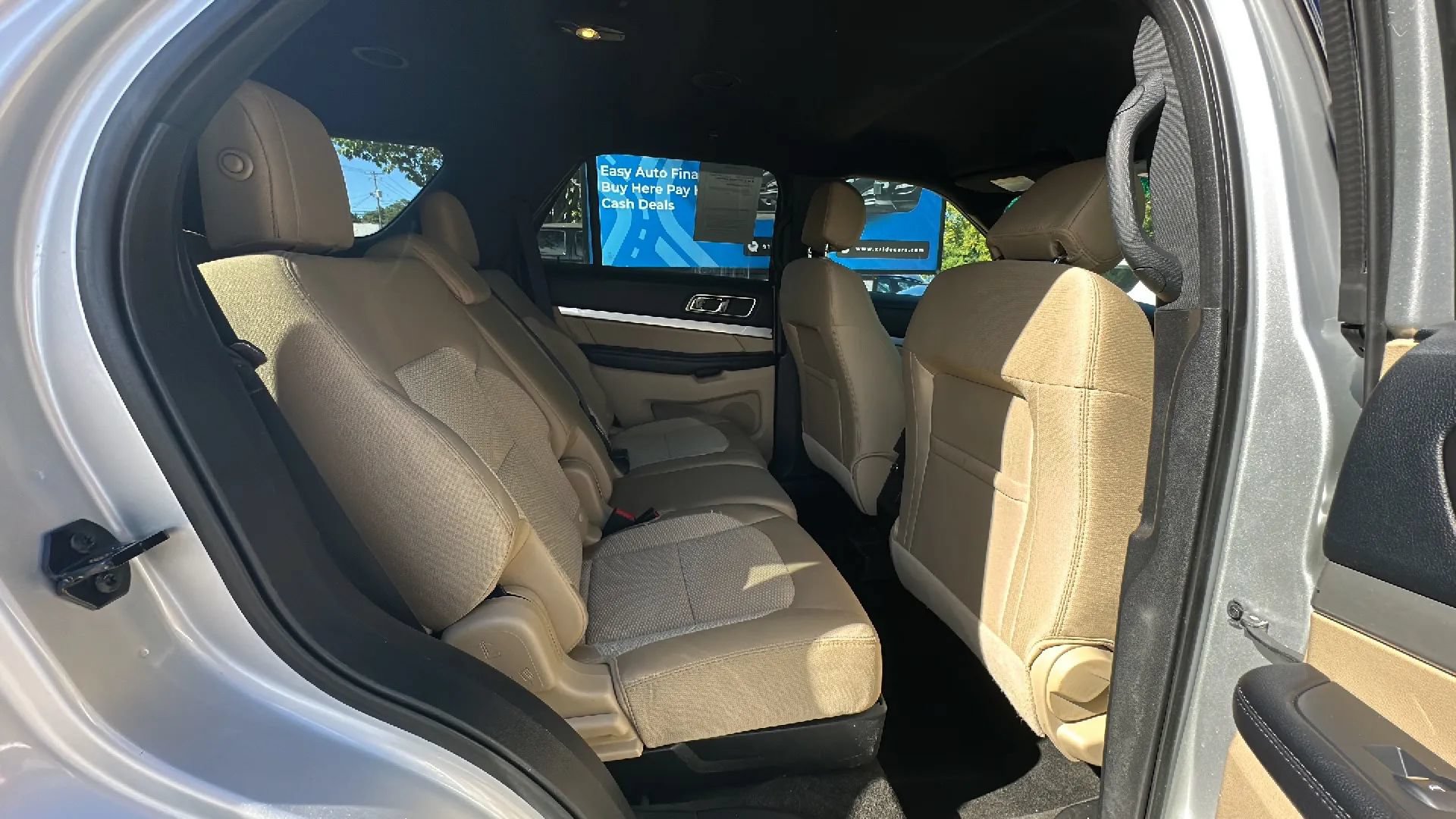 Used 2016 Ford Explorer XLT AWD/4WD image 14