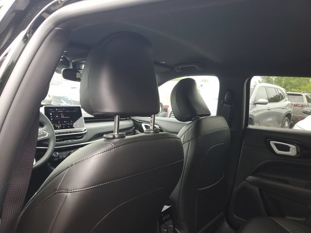 New 2026 Jeep Compass Limited AWD/4WD image 11