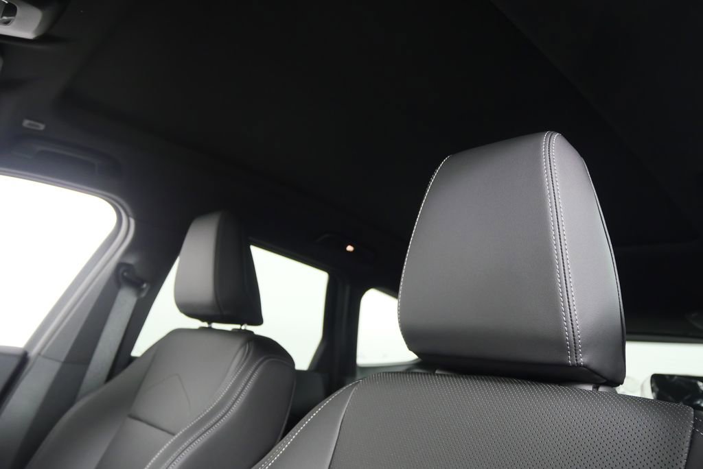 Used 2025 BMW X1 xDrive28i w/ Convenience Package AWD/4WD image 11