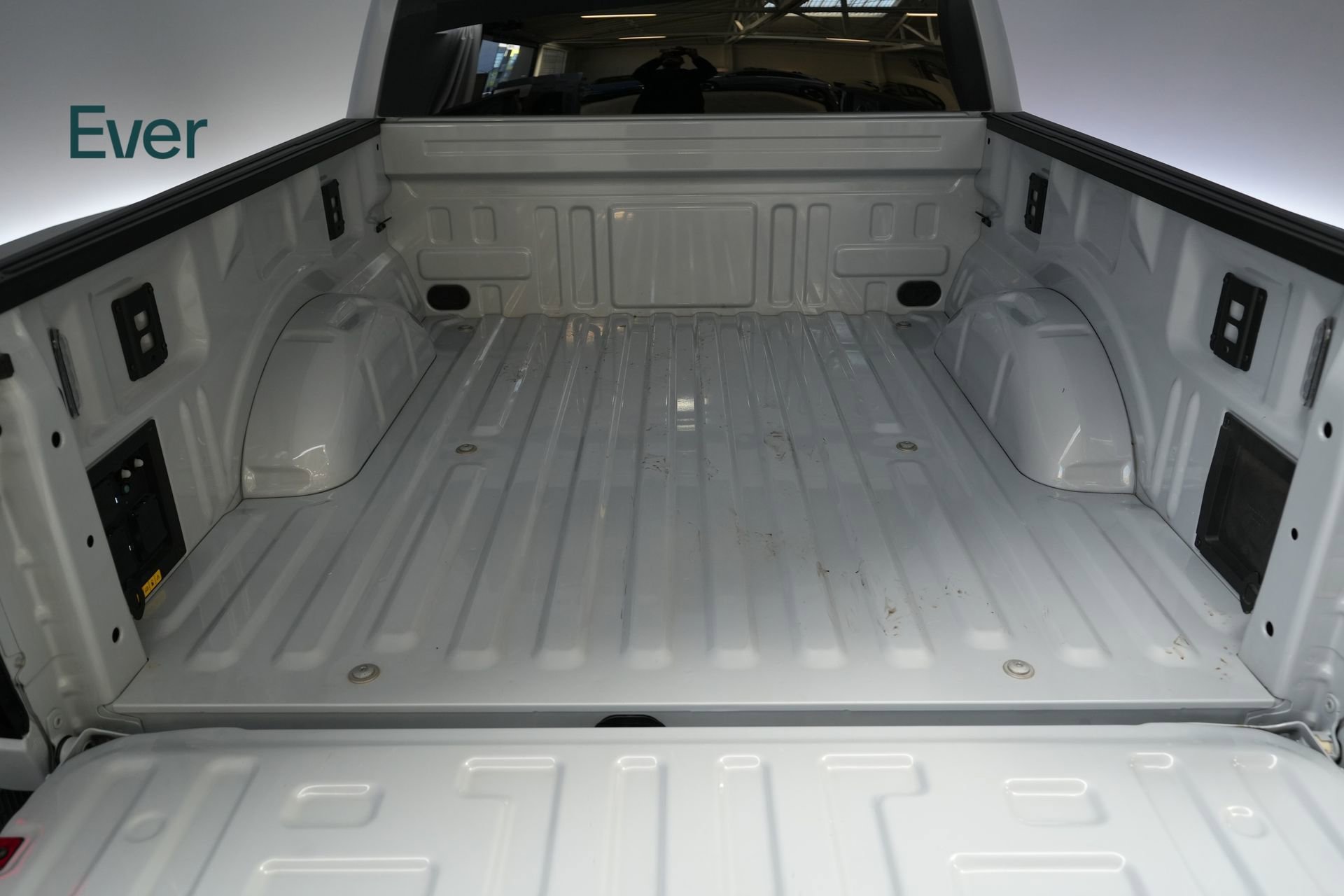 Used 2025 Ford F150 Lightning Flash image 8