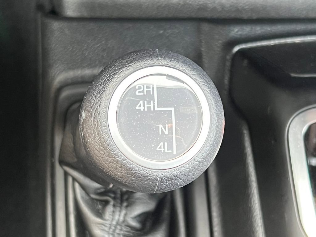 Used 2023 Jeep Wrangler Sport image 26