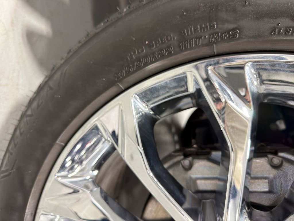 Used 2025 Chevrolet Silverado 1500 High Country w/ Technology Package image 16