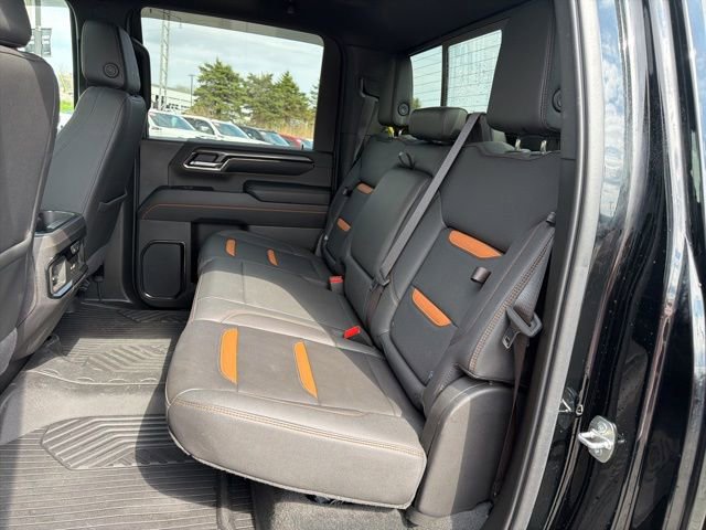 Used 2024 GMC Sierra 2500 AT4 w/ AT4 Premium Plus Package AWD/4WD image 16