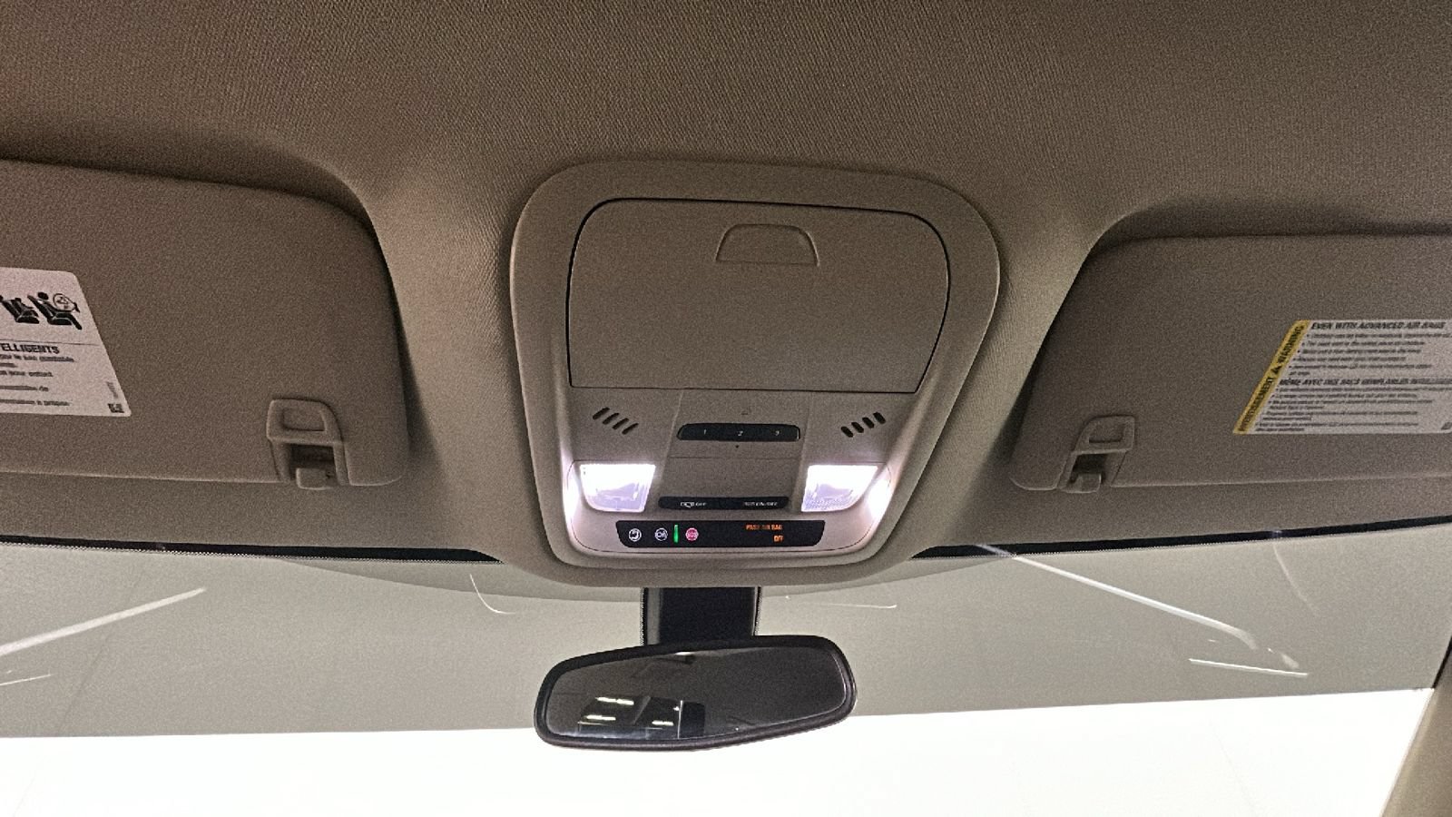 Used 2020 Buick Enclave Essence w/ LPO, Floor Liner Package FWD image 31