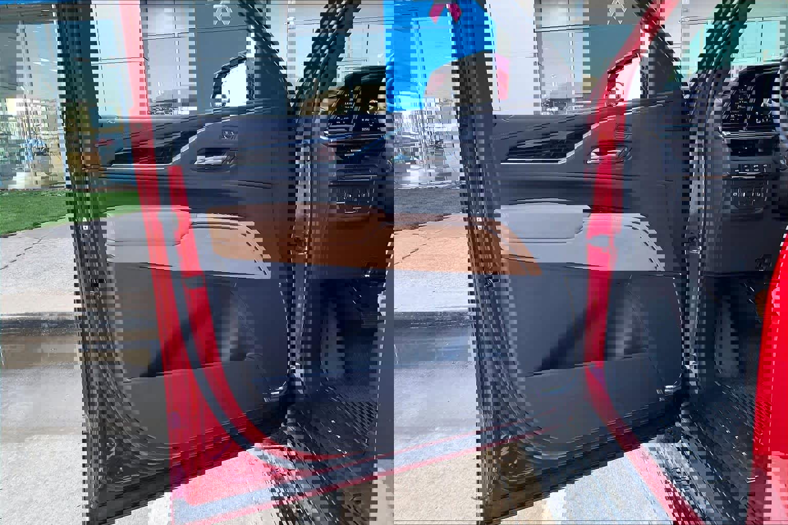 Used 2023 Cadillac Escalade Premium Luxury w/ Performance Package AWD/4WD image 20